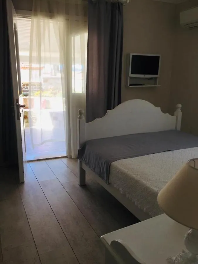 The White Hotel Alacati 2*,